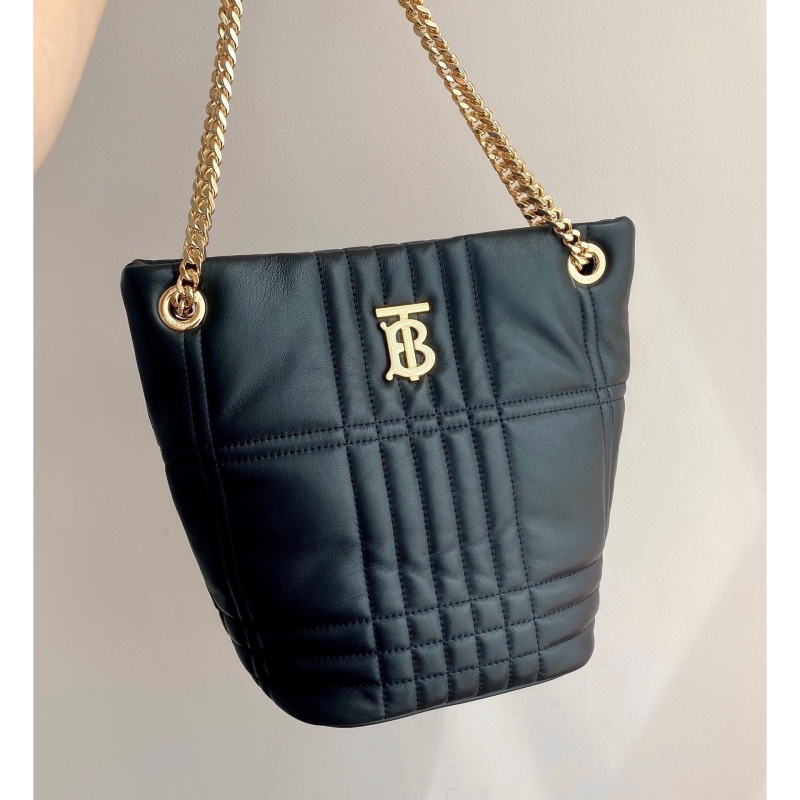 B**rry shopping bags
